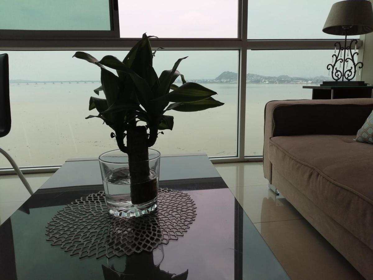 Puerto Santa Ana Suites Guayaquil Buitenkant foto