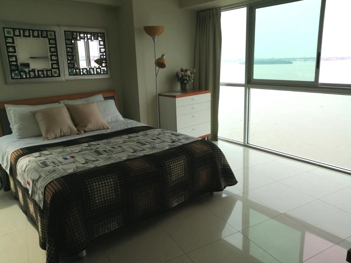 Puerto Santa Ana Suites Guayaquil Buitenkant foto
