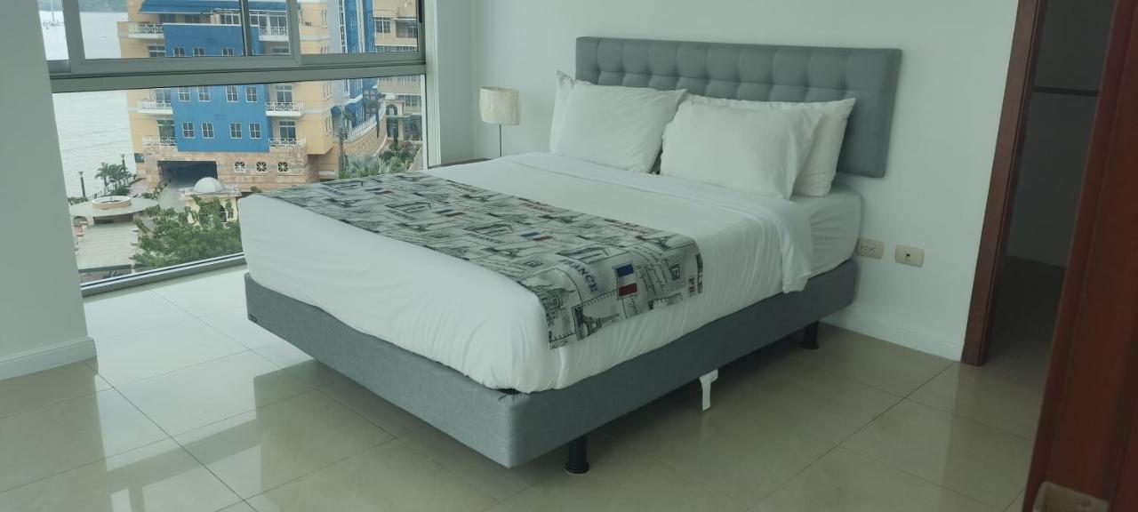 Puerto Santa Ana Suites Guayaquil Buitenkant foto